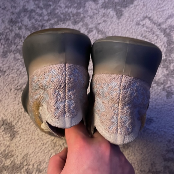 Size 8 - adidas Yeezy Boost 380 Pepper Reflective - Picture 4 of 5